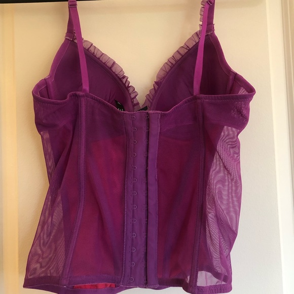 Magenta Corset Beauty - Picture 2 of 7